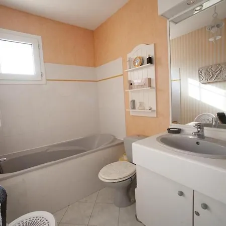 Vakantiehuis D' Avec Piscine Dans Antibes