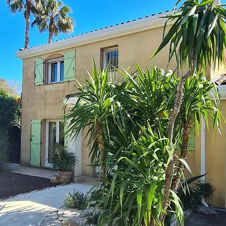Vakantiehuis D' Avec Piscine Dans Antibes